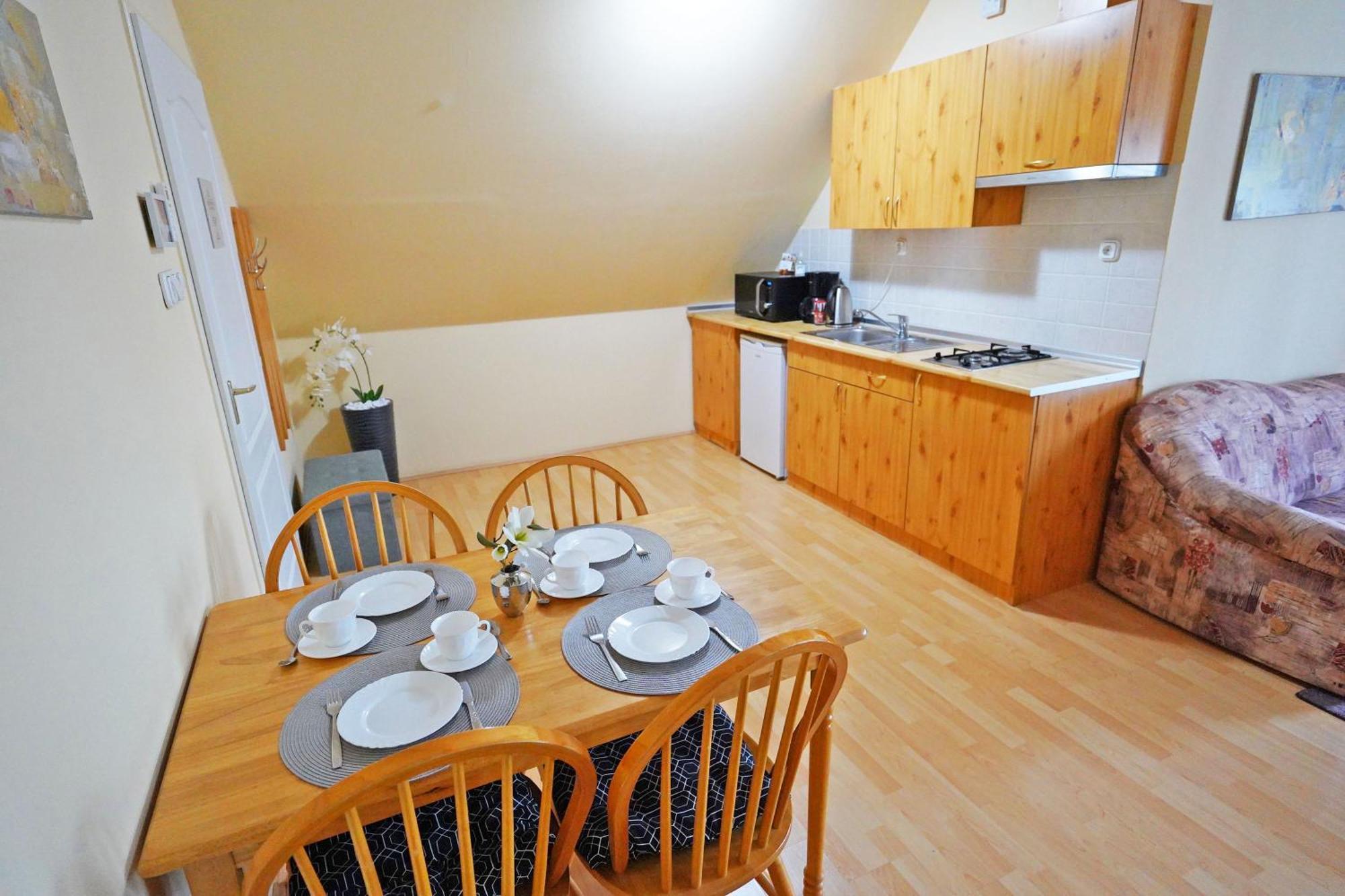 Apartman Brigitte Buekfuerdo Exterior photo
